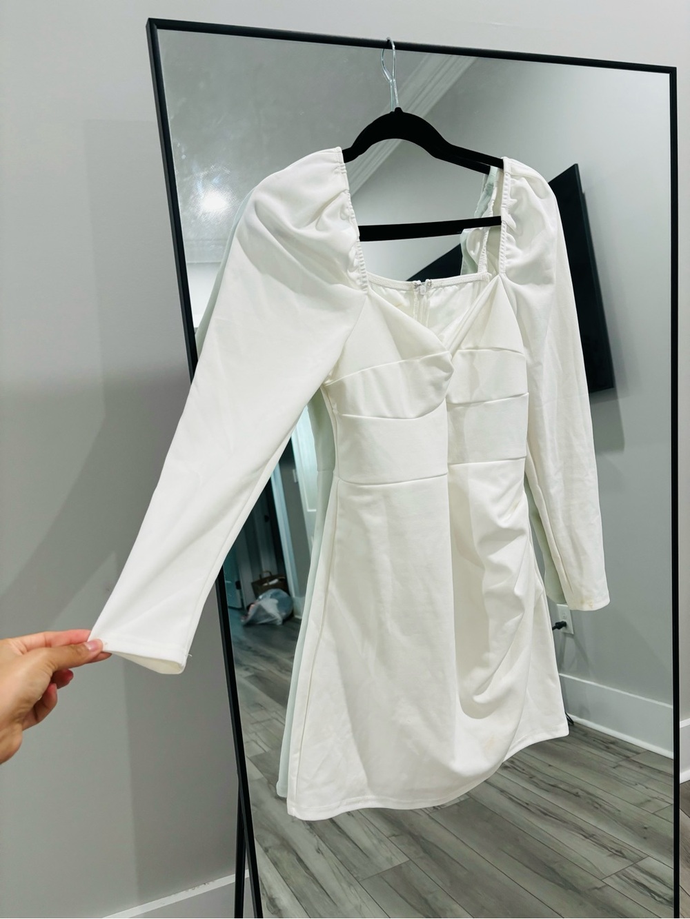 SHEIN White Long-Sleeve Mini Dress with Sweetheart Neckline